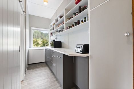 Photo of property in 186 Uruti Road, Uruti, Urenui, 4378