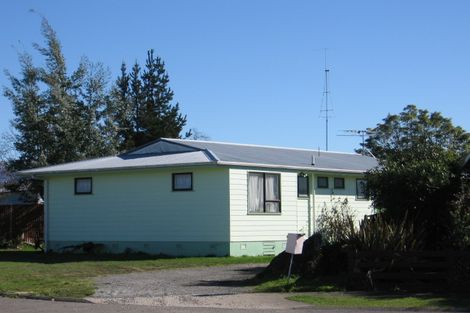 Photo of property in 24 Massey Place, Masterton, 5810