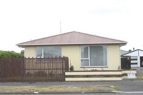 Photo of property in 18 Inwoods Road, Parklands, Christchurch, 8083