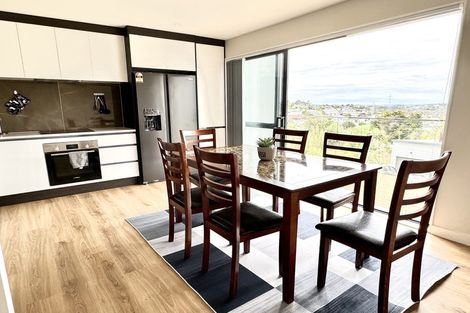 Photo of property in 309 Don Buck Road, Massey, Auckland, 0614