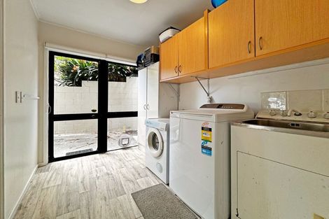 Photo of property in 20a/1 Hauraki Road, Hauraki, Auckland, 0622