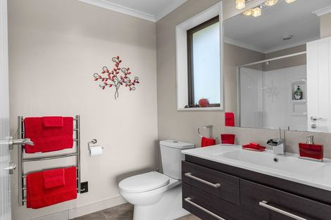 Photo of property in 97 West Ridge Road, Maunu, Whangarei, 0110