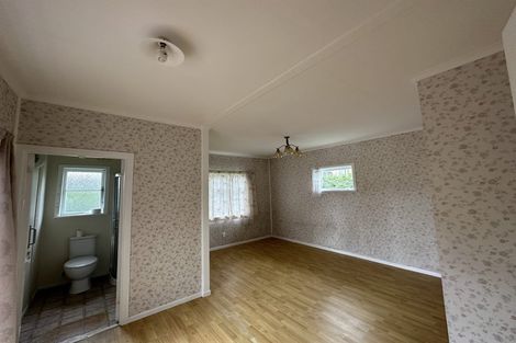 Photo of property in 92 Pooks Road, Ranui, Auckland, 0612