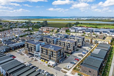 Photo of property in 148 Mcleod Road, Te Atatu South, Auckland, 0610