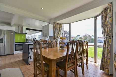 Photo of property in 1301 Briggs Place, Mayfair, Hastings, 4122