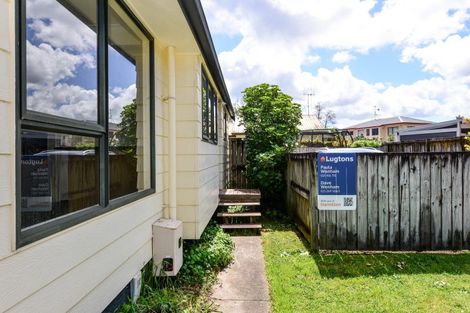 Photo of property in 21b Rimmington Drive, Hamilton Lake, Hamilton, 3204