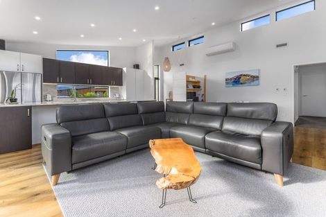 Photo of property in 4 Kaiwaru Place, Waikanae, 5036