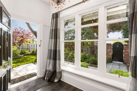 Photo of property in 121 Winchester Street, Merivale, Christchurch, 8014