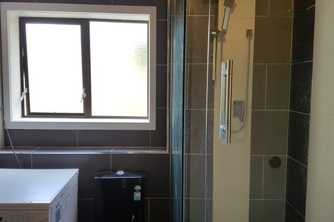 Photo of property in 1/7 Northwick Place, Hillcrest, Auckland, 0627