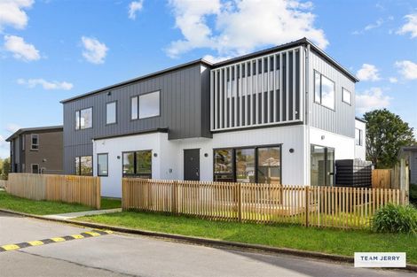 Photo of property in 339a Bucklands Beach Road, Bucklands Beach, Auckland, 2012