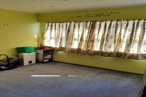Photo of property in 54 Collins Road, Melville, Hamilton, 3206