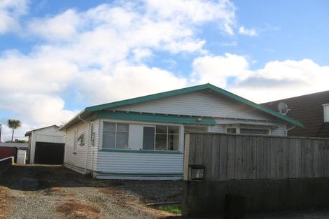 Photo of property in 2/4 Wainui Road, Waiwhetu, Lower Hutt, 5010