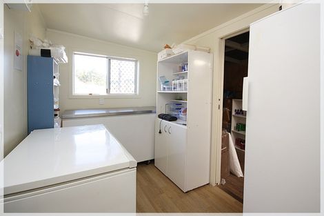 Photo of property in 5 Ripa Street, Tangimoana, 4822