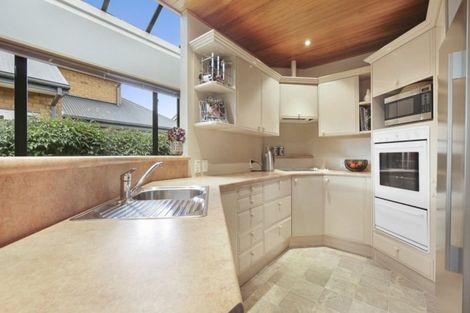 Photo of property in 113 Avonhead Road, Avonhead, Christchurch, 8042