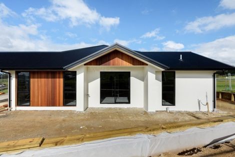 Photo of property in 4 Manotini Way, Pyes Pa, Tauranga, 3112