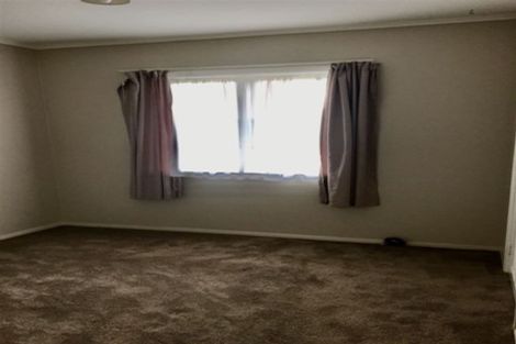 Photo of property in 34 Rollerson Street, Papakura, 2110