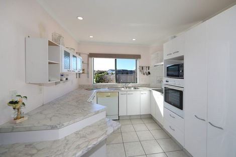 Photo of property in 6a Dules Walk, Taradale, Napier, 4112