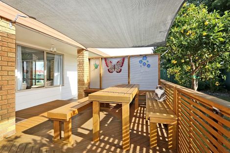 Photo of property in 26 Glamorgan Avenue, Tamatea, Napier, 4112