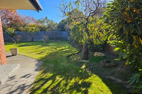Photo of property in 32 Springbank Street, Bryndwr, Christchurch, 8053
