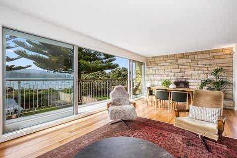 Photo of property in 185 Breaker Bay Road, Breaker Bay, Wellington, 6022