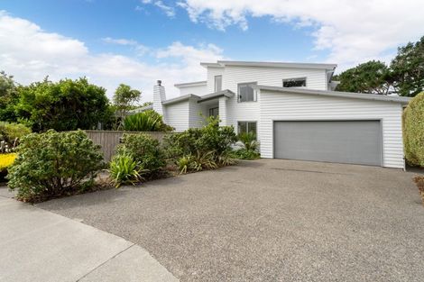 Photo of property in 39 Winsley Terrace, Churton Park, Wellington, 6037