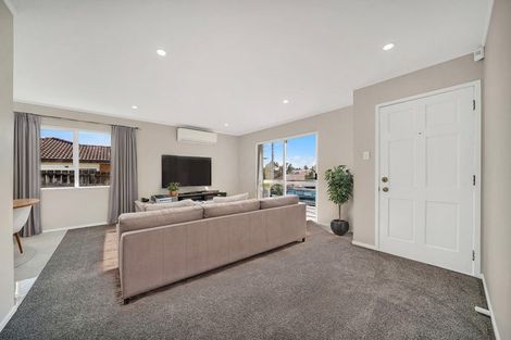 Photo of property in 3a James Road, Manurewa, Auckland, 2102