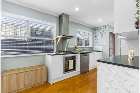 Photo of property in 53 Brennan Place, Opunake, 4616