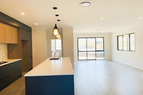Photo of property in 41 Ksenia Drive, Flat Bush, Auckland, 2019