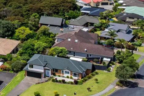 Photo of property in 3 Grovenor Drive, Orewa, 0931