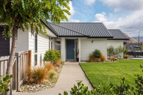 Photo of property in 37 Myles Way, Lower Shotover, Queenstown, 9304