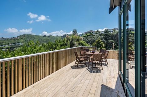 Photo of property in 77u2 Nevay Road, Miramar, Wellington, 6022