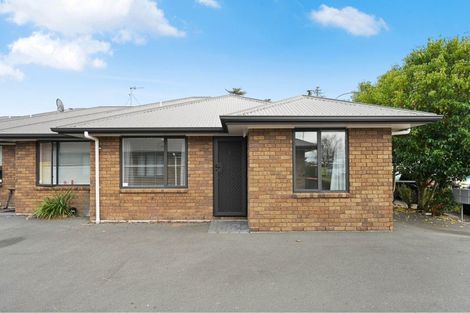 Photo of property in 1/240 Old Farm Road, Hillcrest, Hamilton, 3216