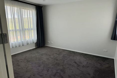 Photo of property in 28 Tawatawa Street, Long Bay, Auckland, 0630