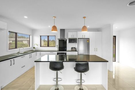 Photo of property in 50 Pukeora Scenic Road, Waipukurau, 4281
