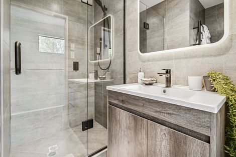 Photo of property in 1/14 Freyberg Place, Howick, Auckland, 2014