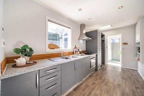 Photo of property in 35 Riddlers Crescent, Petone, Lower Hutt, 5012