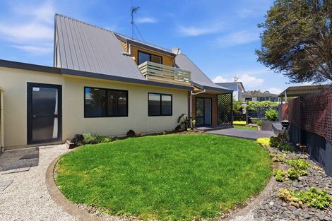 Photo of property in 17a Claridge Place, Mount Maunganui, 3116