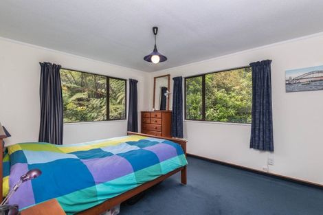 Photo of property in 39 Thatcher Crescent, Crofton Downs, Wellington, 6035