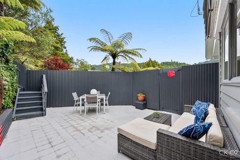 Photo of property in 32 Forest Road, Pinehaven, Upper Hutt, 5019