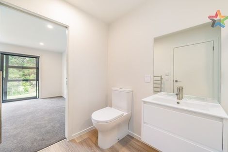 Photo of property in 3/370 Stokes Valley Road, Stokes Valley, Lower Hutt, 5019