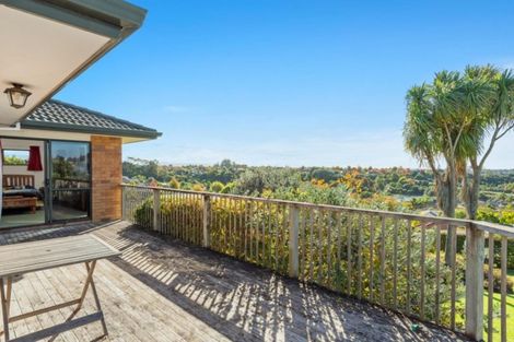 Photo of property in 14 Hallmark Rise, Bethlehem, Tauranga, 3110
