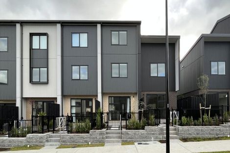 Photo of property in 15 Jabuka Street, Glen Eden, Auckland, 0602