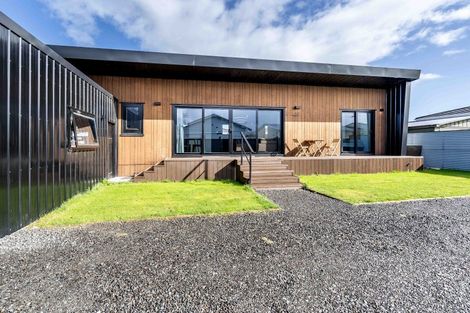 Photo of property in 37 Jenkin Street, Strathern, Invercargill, 9812