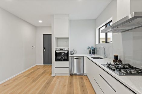 Photo of property in 24b Poinsettia Place, Henderson, Auckland, 0610