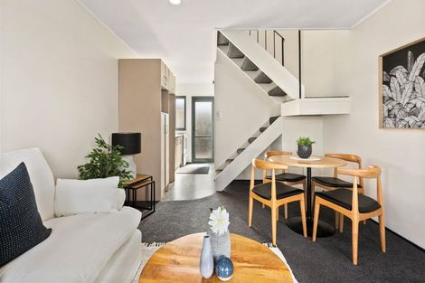 Photo of property in 4/8 Mission Street, Tauranga, 3110