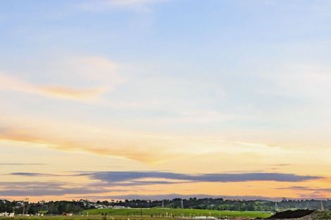 Photo of property in 83 Tarapuka Road, Westgate, Auckland, 0814