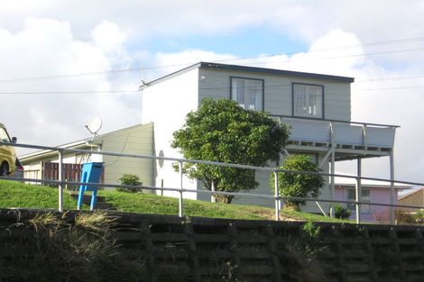 Photo of property in 111 Te Pene Avenue, Titahi Bay, Porirua, 5022