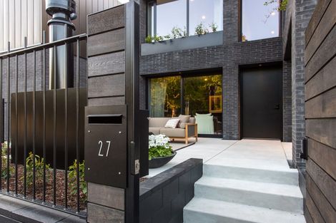 Photo of property in 27 Carlton Mill Road, Merivale, Christchurch, 8014