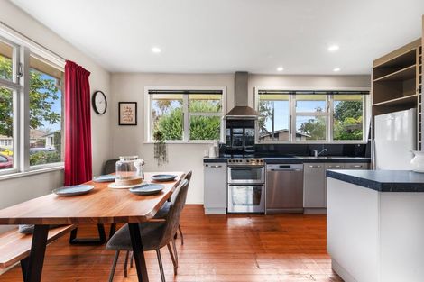 Photo of property in 12 Saint Ives Street, Harewood, Christchurch, 8051