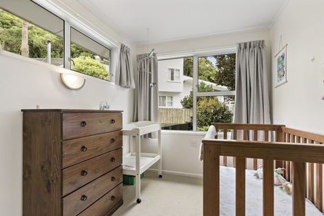 Photo of property in 5 Monmouth Way, Wilton, Wellington, 6012